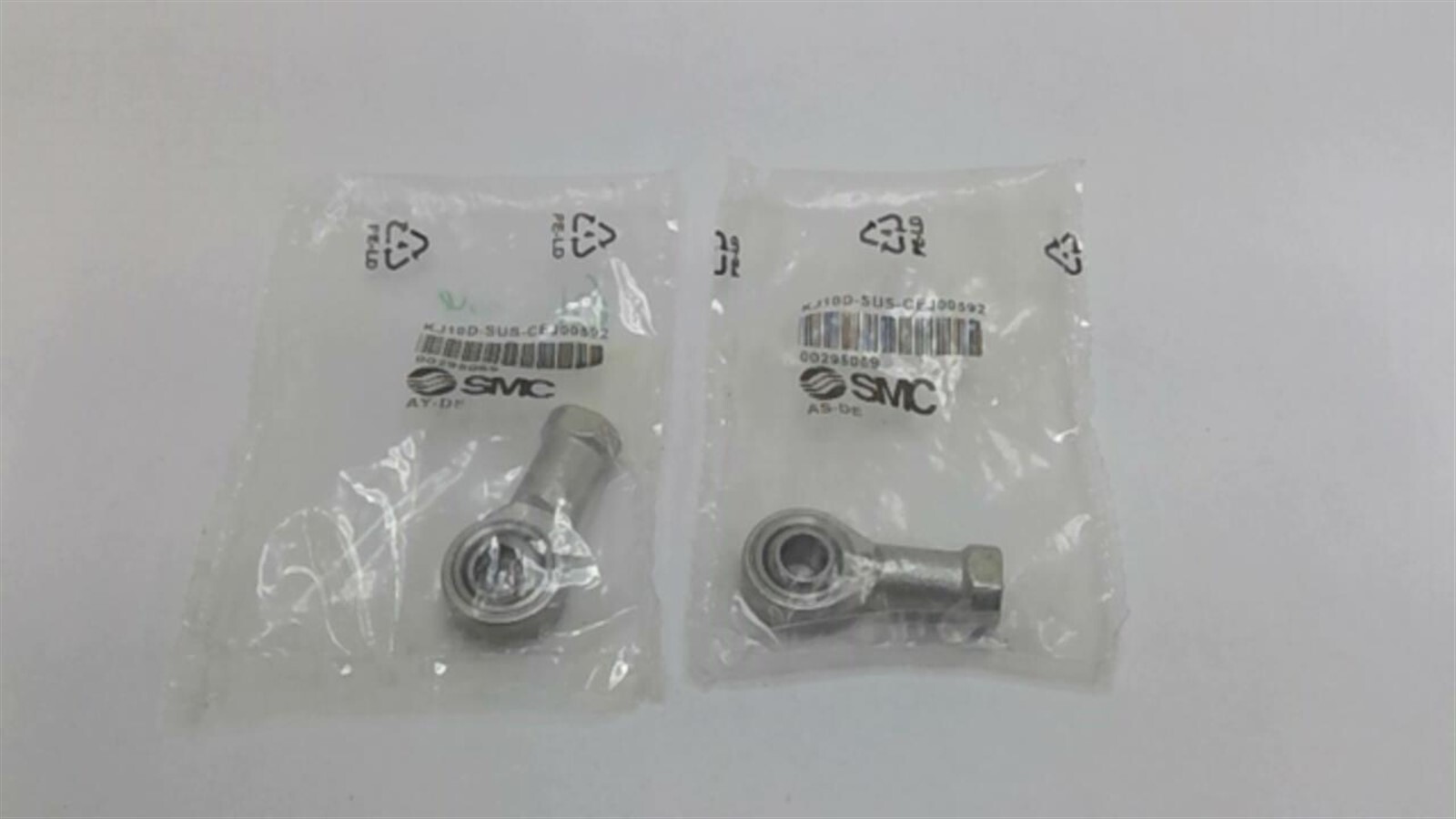 SMC KJ10D-SUS-CEJOO592 Rod End Bearing Lot Of 2