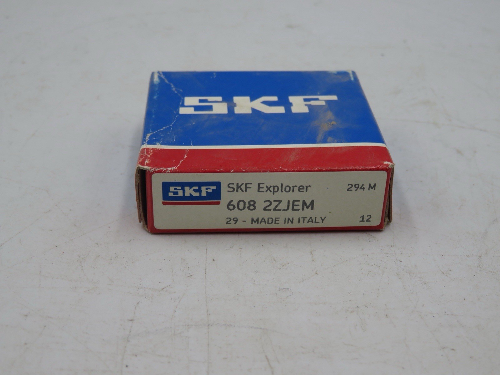 NEW SKF 608 2ZJEM Radial & Deep Groove Ball Bearing – Straight Bore, 8 mm ID, 22