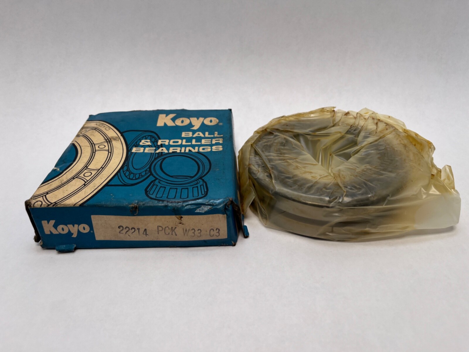 Koyo 22214PCKW33C3 Bearing 70x125x31 mm 22214-PC-K-W33-C3 Japan