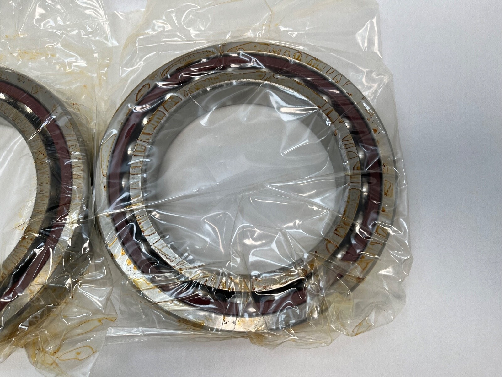 SKF 7026-CD/P4ADGA Bearing 130x200x33 mm 7206C 7026-CD-P4A-DGA ABEC7 Italy 2 pcs