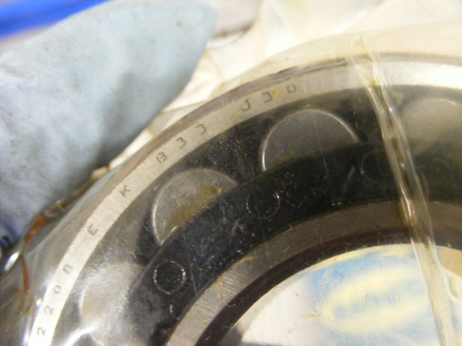 SNR 22208 E K B33 J30 Bearing (zz1)