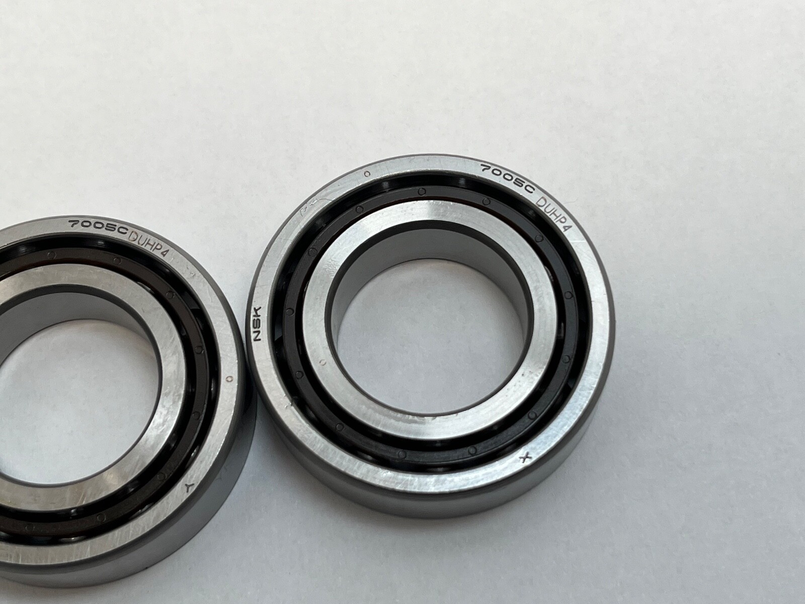NSK 7005CTYDUHP4 Angular Bearing 7005C 7005-C-TY-DUH-P4 ABEC7 25x47x12 mm 2 Pcs