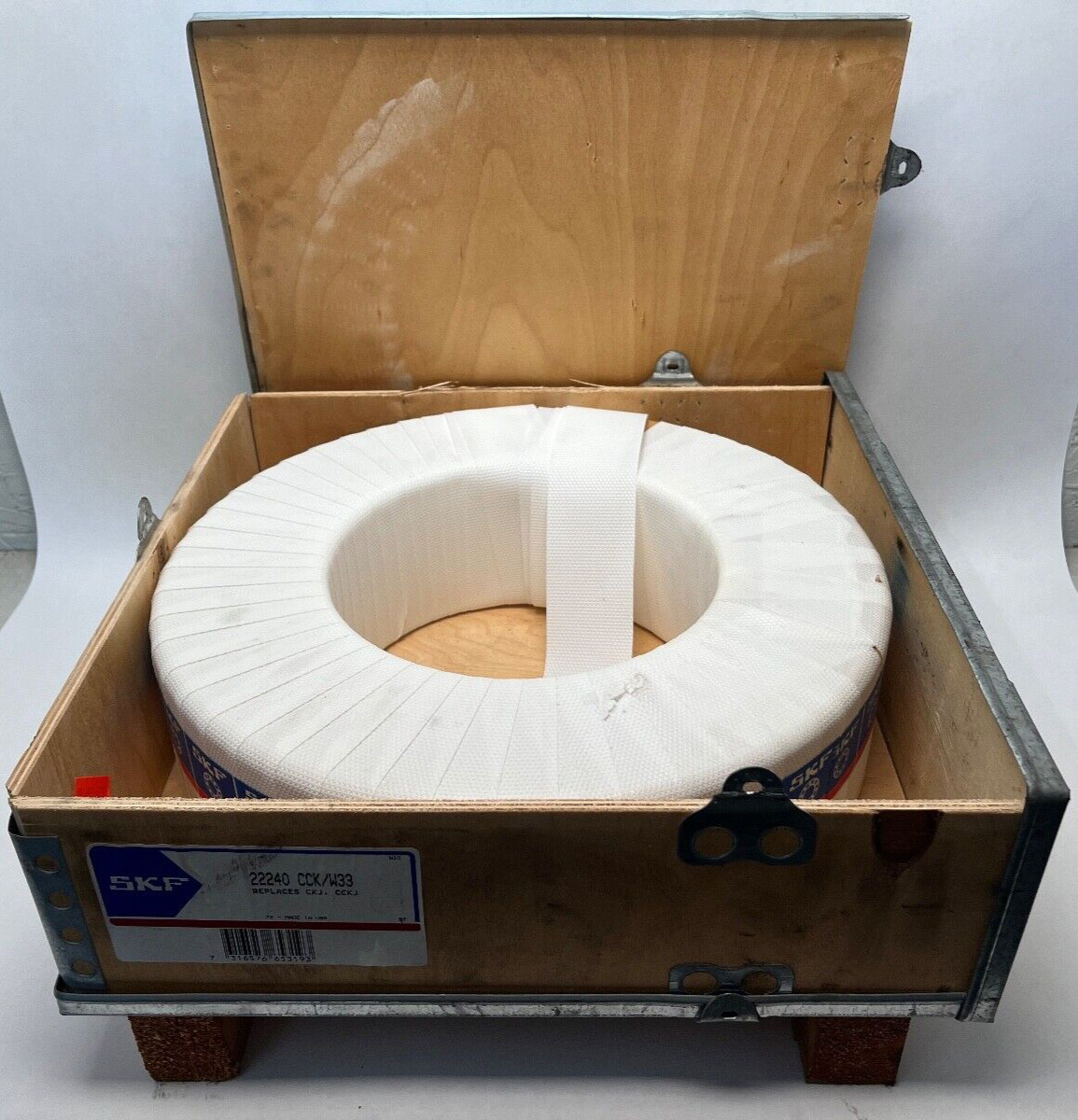 SKF 22240-CCK/W33 Spherical Bearing 200x360x98 mm 22240-CC-K-W33 22240CKJ
