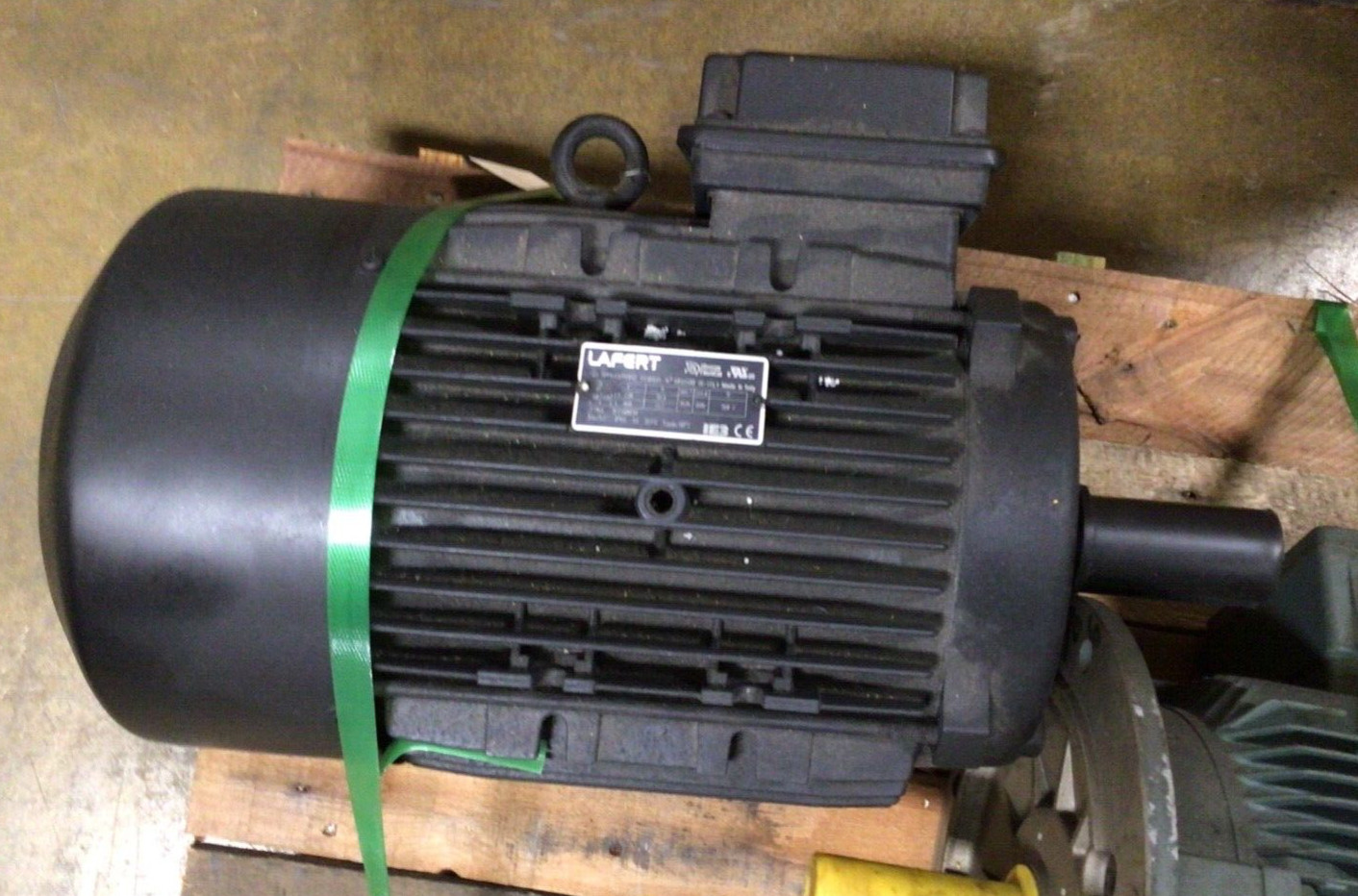 NEW AMPH132MRA2 LAFERT AC MOTOR 15 HP 230/460