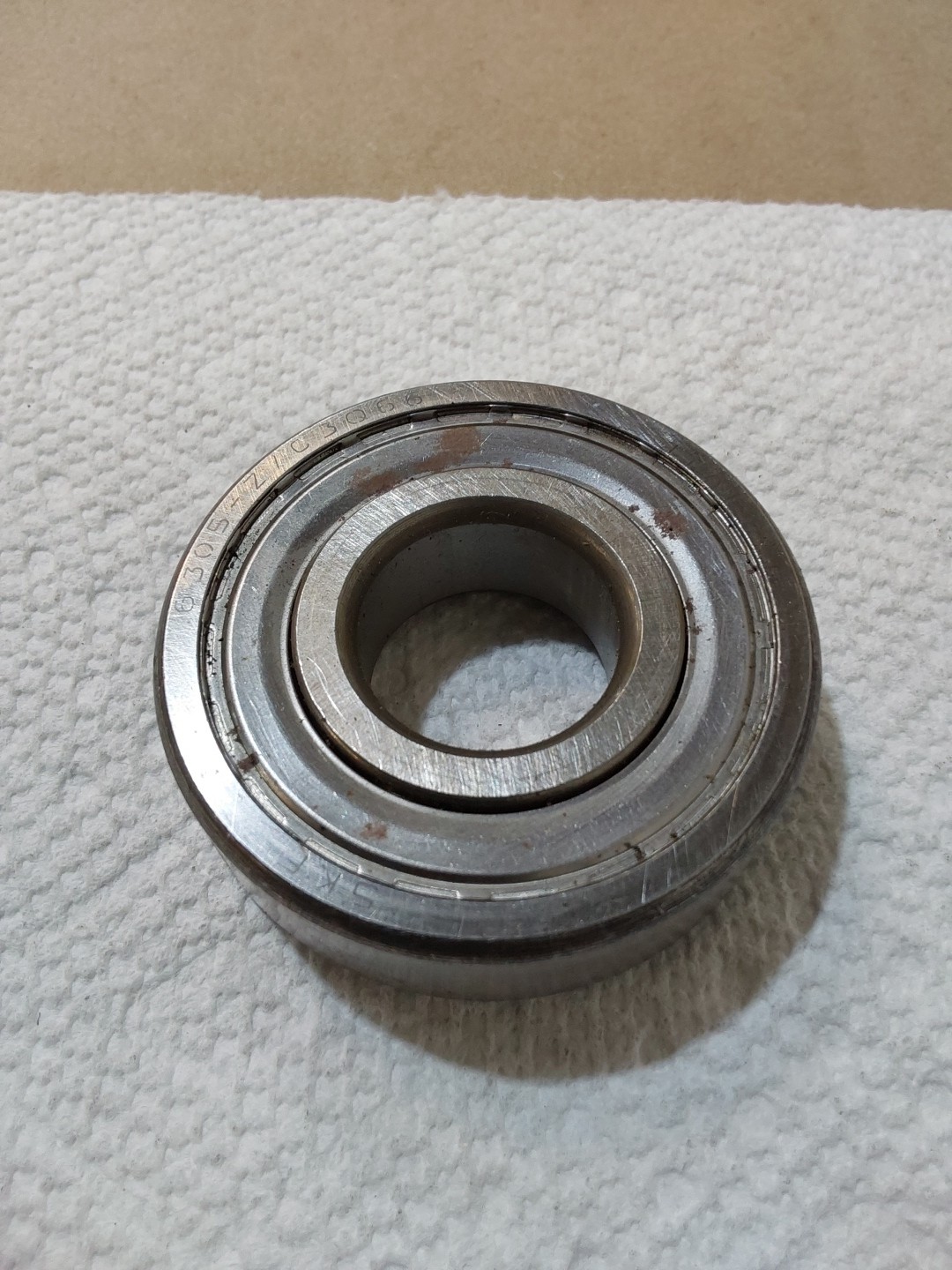 SKF 6305-Z/C3Q66 Deep groove Ball Bearing NOS
