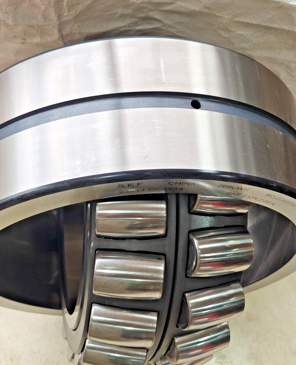 23244 CC/W33 SKF Spherical Roller Bearing 220 x 400 x 144 mm SKF 23244CC/W33