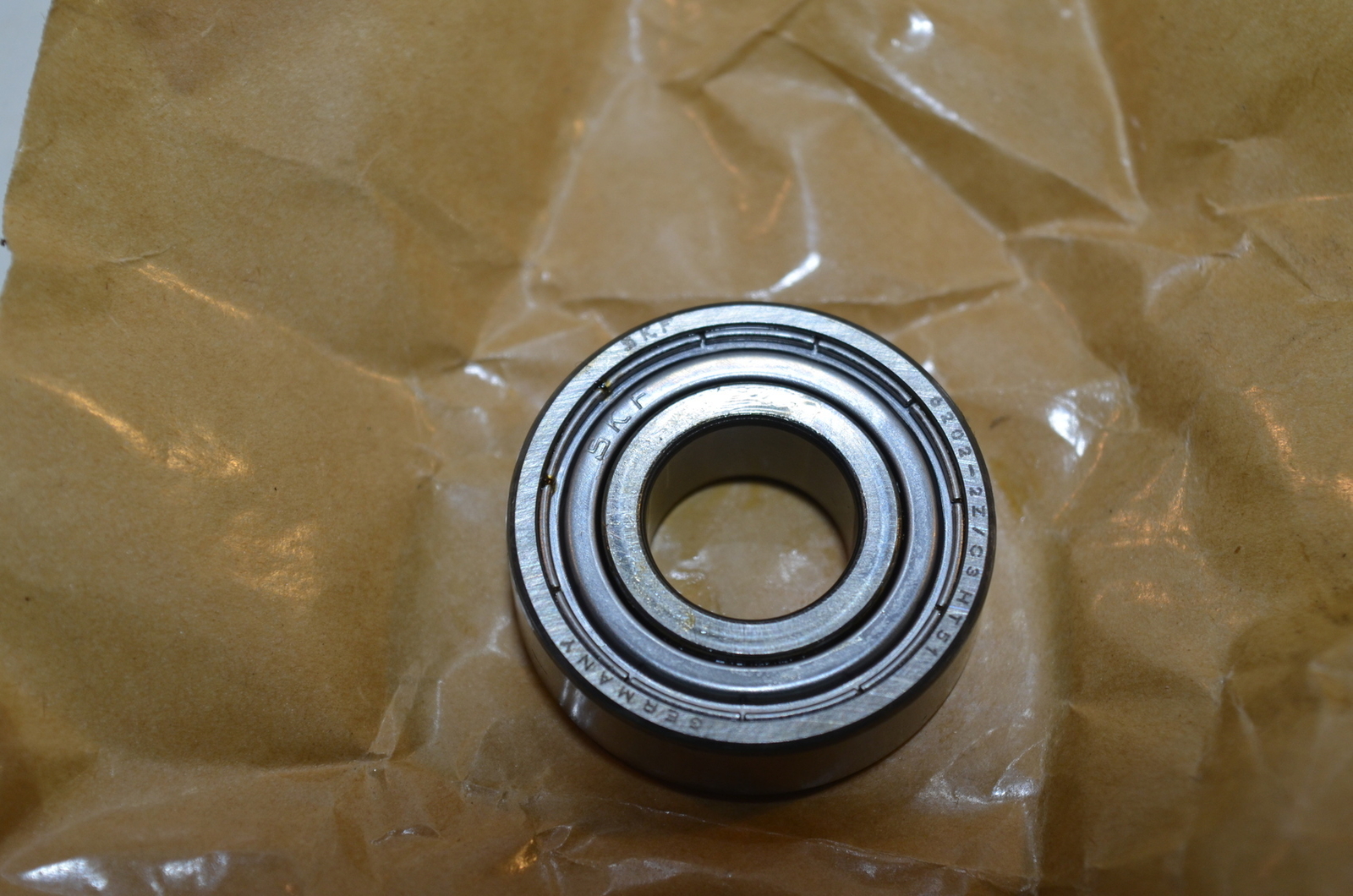 NEW Lot of 5 SKF Bearing 6202 2ZJEM UE/1 INV=31105