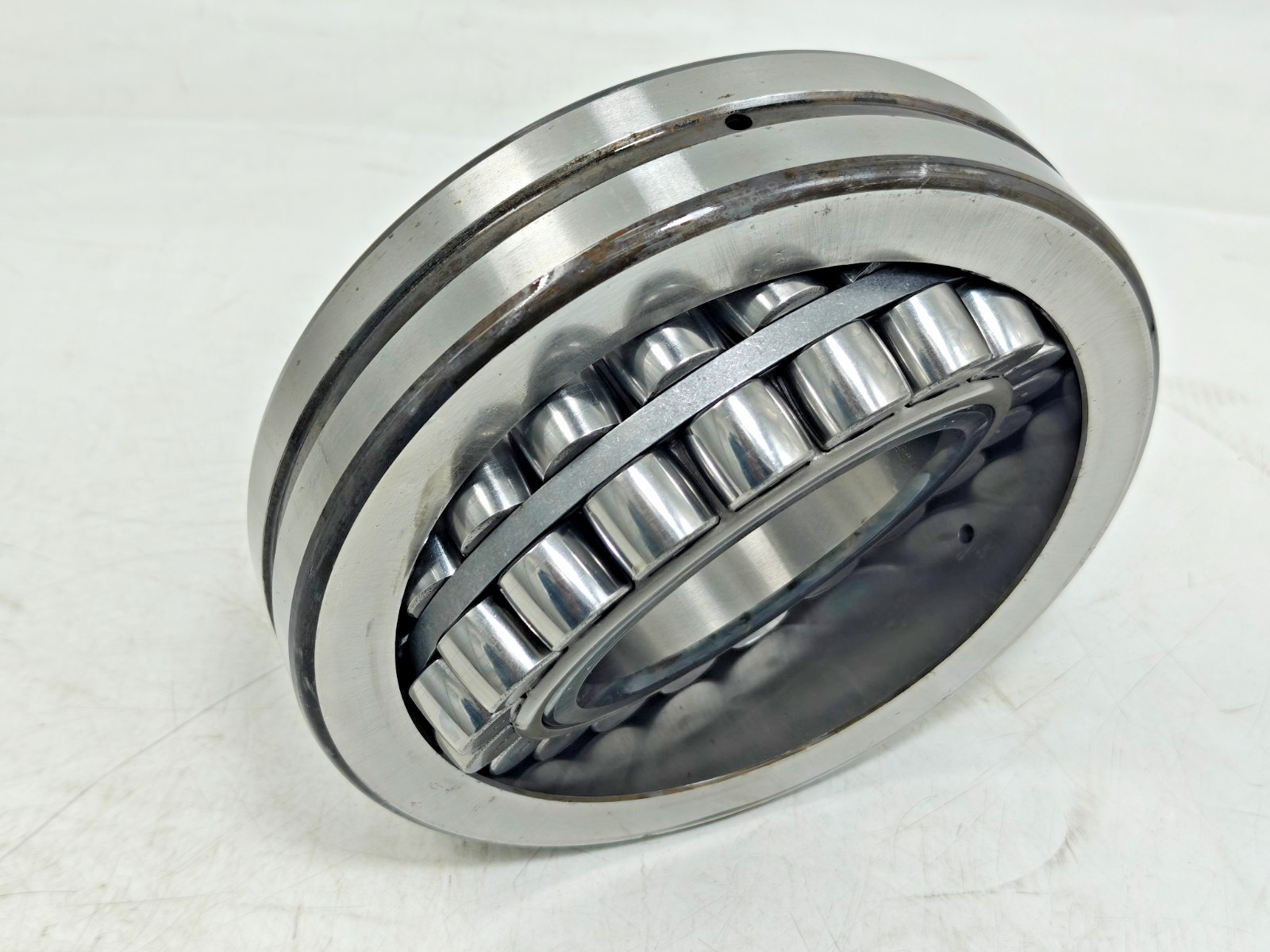 21318 E SKF Spherical Roller Bearing SKF 21318E Bearing 90x190x43 mm