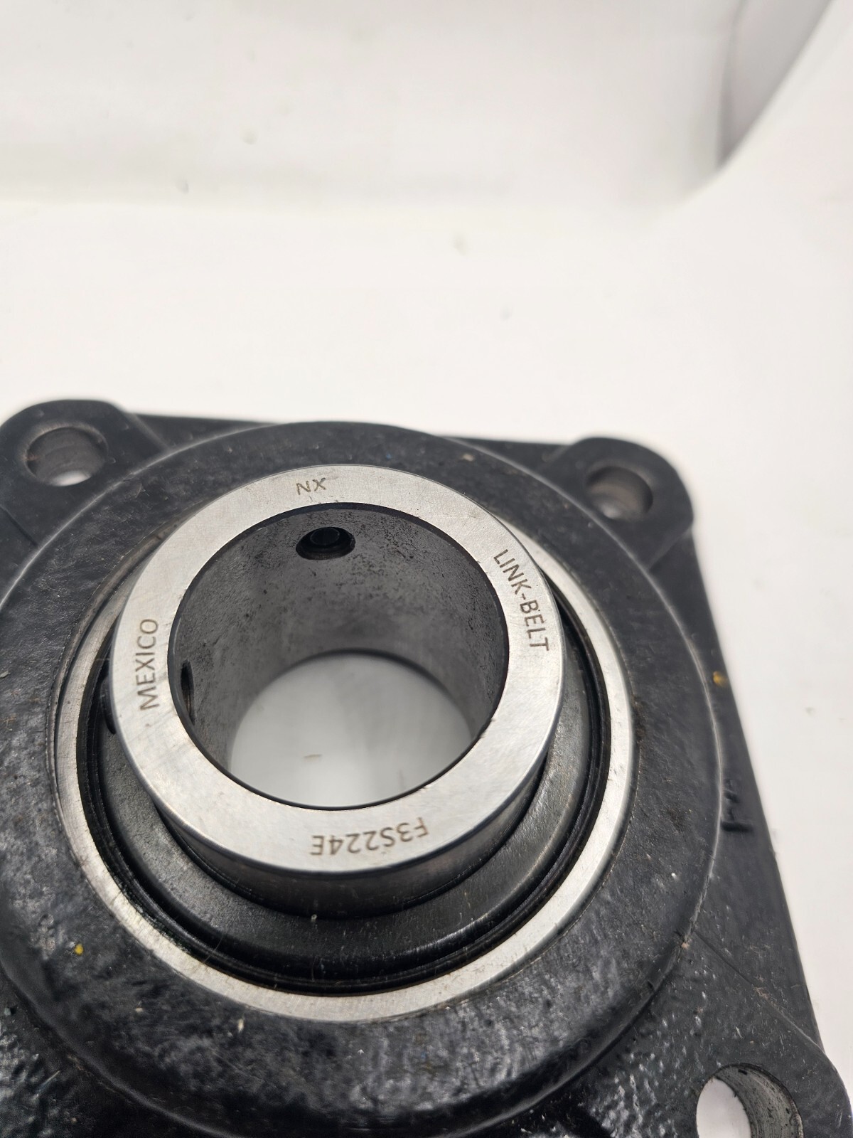 Link-Belt F3S224E 1-1/2″ Mount Ball Bearing Square Flange Block, Cast Iron