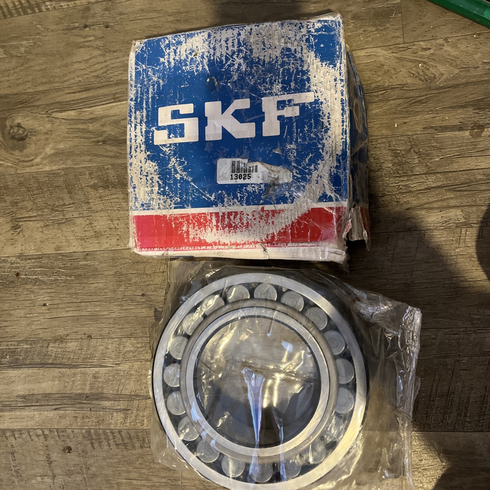 SKF 22224E/C3 Spherical Roller Bearing, 8 3/8”OD 4 3/4” ID 2 3/8” Width NOB