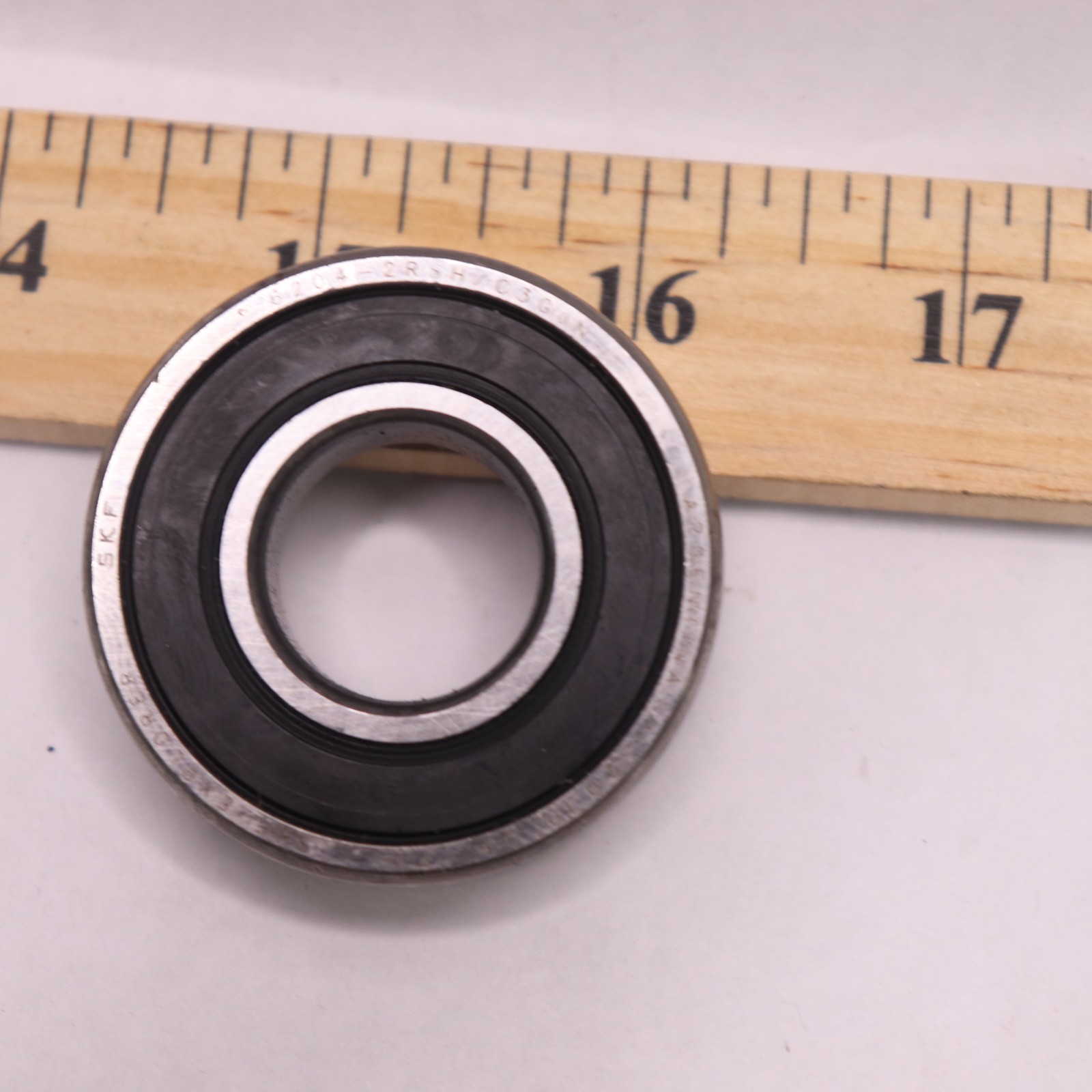 SKF Single Row Ball Bearing 20 x 47 x 14 MM 6204-2RSH