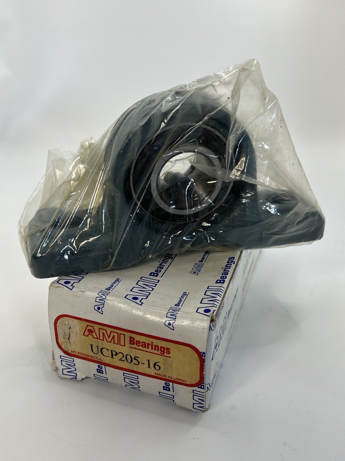 AMI UCP205-16 Pillow Block Bearing 1” Bore Mounted Bearing Unit NOS Japan