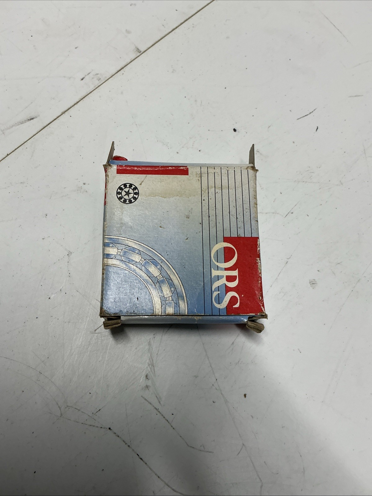 SKF BALL BEARING 6204-2RSH/C3GJN (Not Original Box) W-102