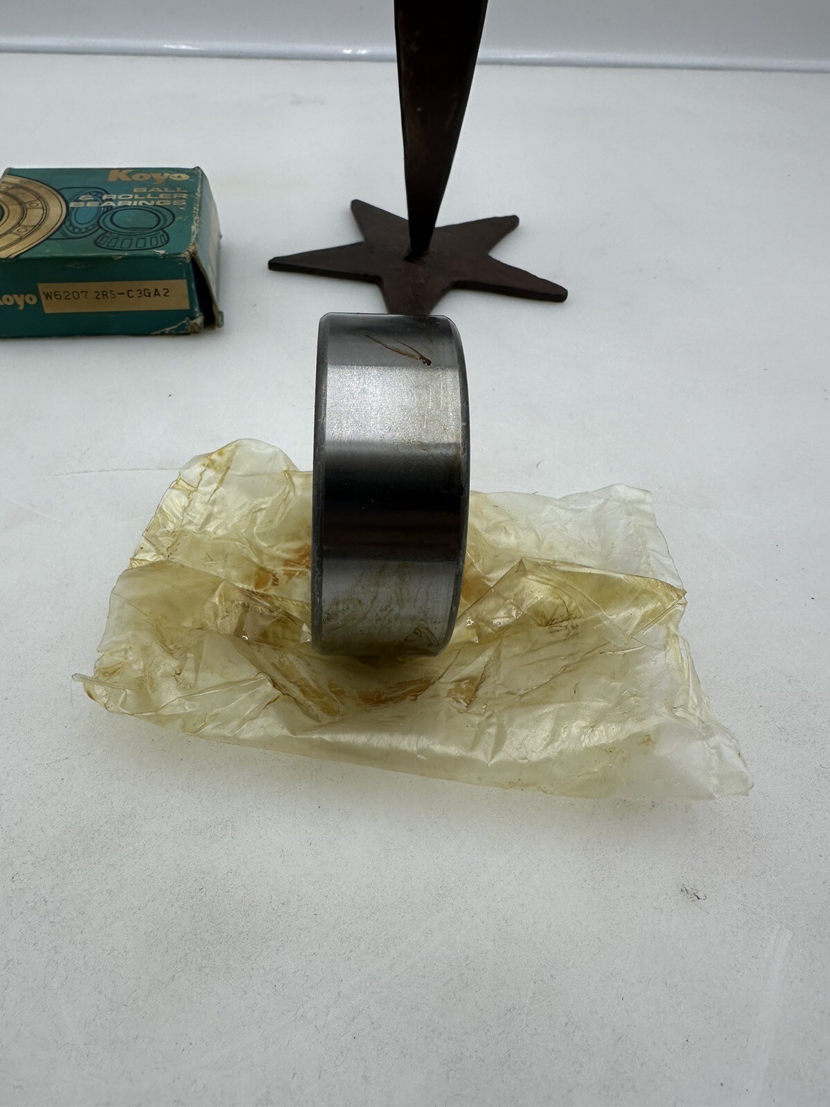 KOYO W6207-2RS-C3GA2 Angular Contac Ball Bearing 35x72x26.99 W5207LLUAC3 NEW OEM