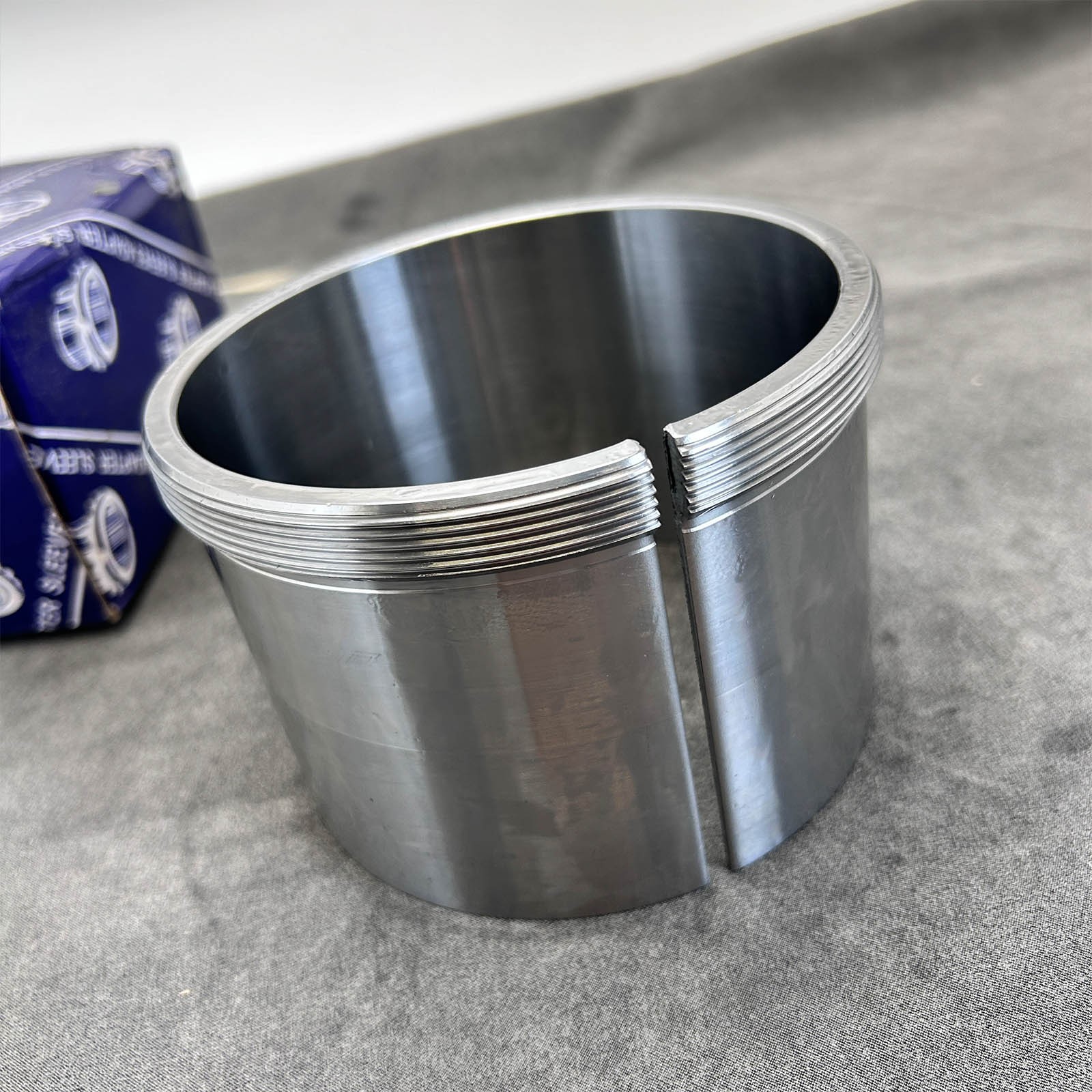 AH24126 New Bearing Steel for SKF AH 24126 Return Sleeve Free Shipping