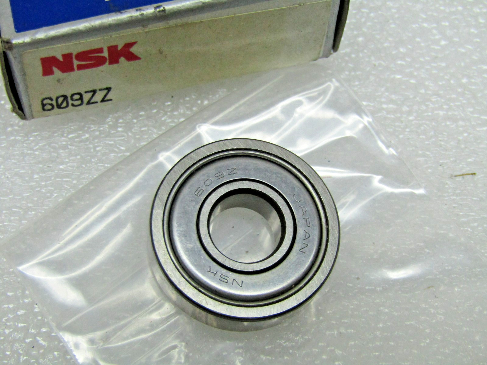 NSK 609-ZZ 9mm X 24mm X 7mm Shielded Bearing