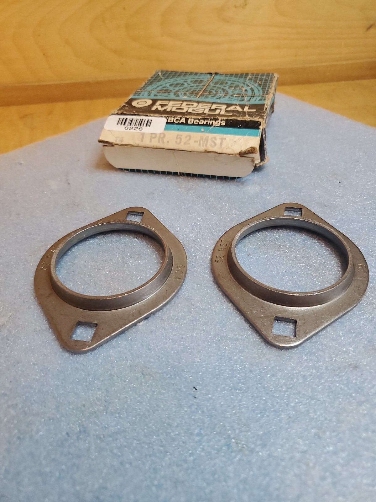 FEDERAL MOGUL #1 PR. 40-MST PAIR OF MOUNTING FLANGES *IN*STOCK* USA*