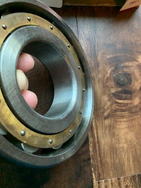 SKF Roller Bearing N313M Cylindrical NEW ID 65mm – OD 140mm – WD 33mm
