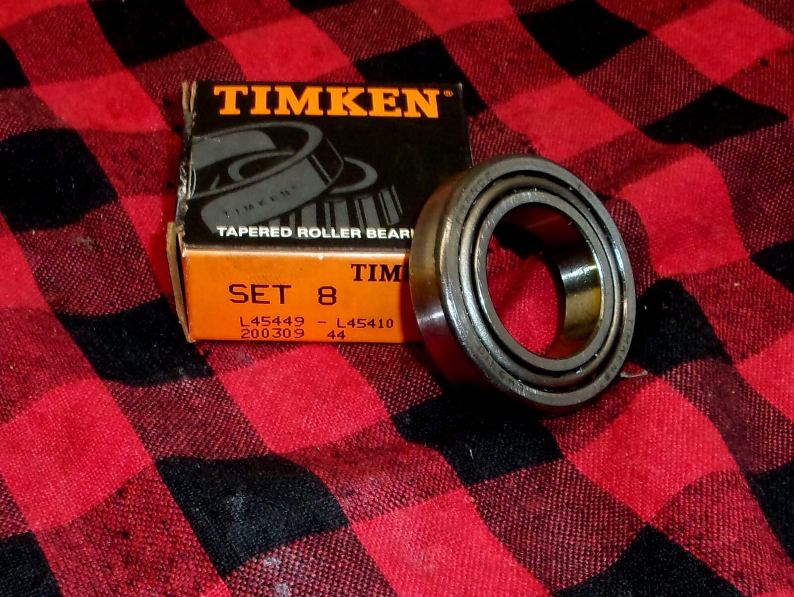 TIMKEN ROLLER BEARING ASSEMBLY SET 8 (L45449-L45410) NEW