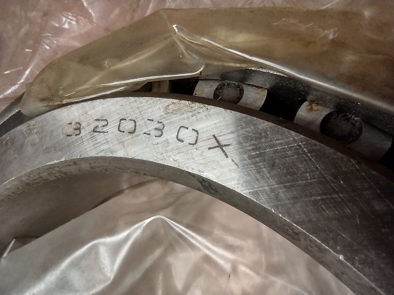 ZWZ 32030X Tapered Roller Bearing, 150mm Bore, 225mm OD, 48mm Wide