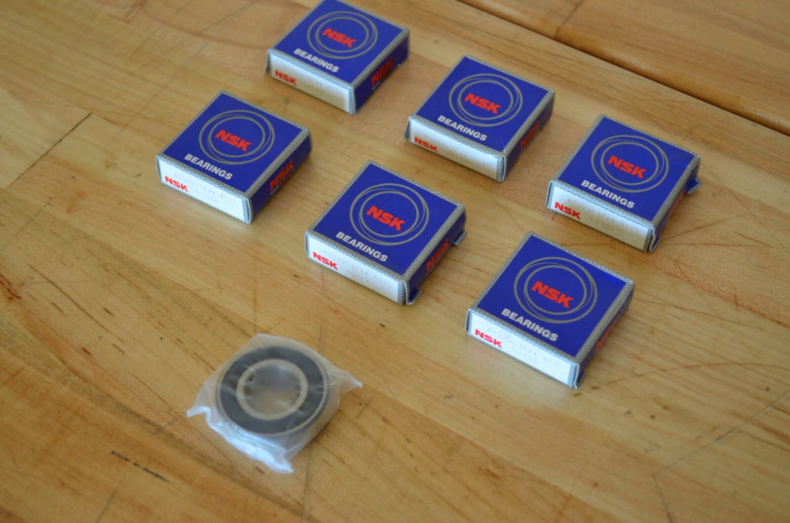 New NSK R10VVC3 Single Row Ball Bearing 5/8″ ID x 1-3/8″ OD x 11/32″ width x1ea