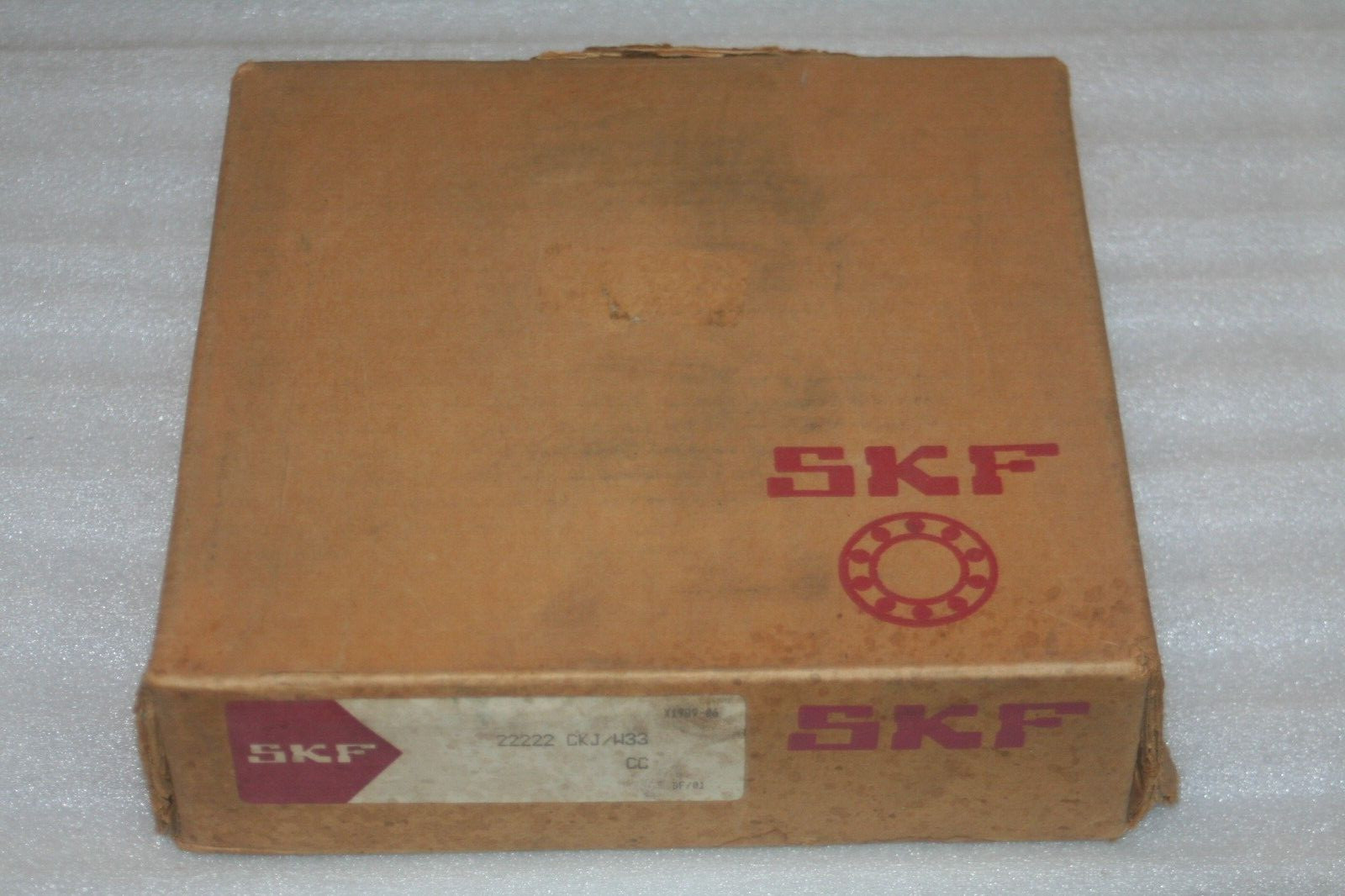 SKF 22222 CKJ/W33 Tapered Bore Spherical Roller Bearing * NEW UNOPENED BOX *