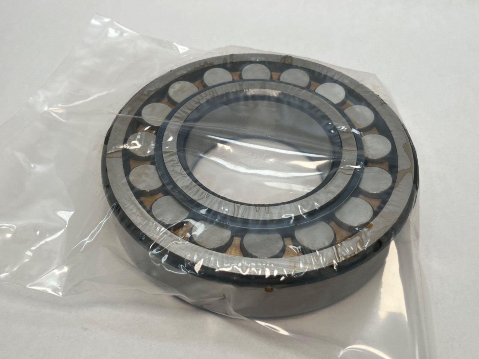 SNR 21318VMB Spherical Bearing 90x190x43 mm 21318-V-MB