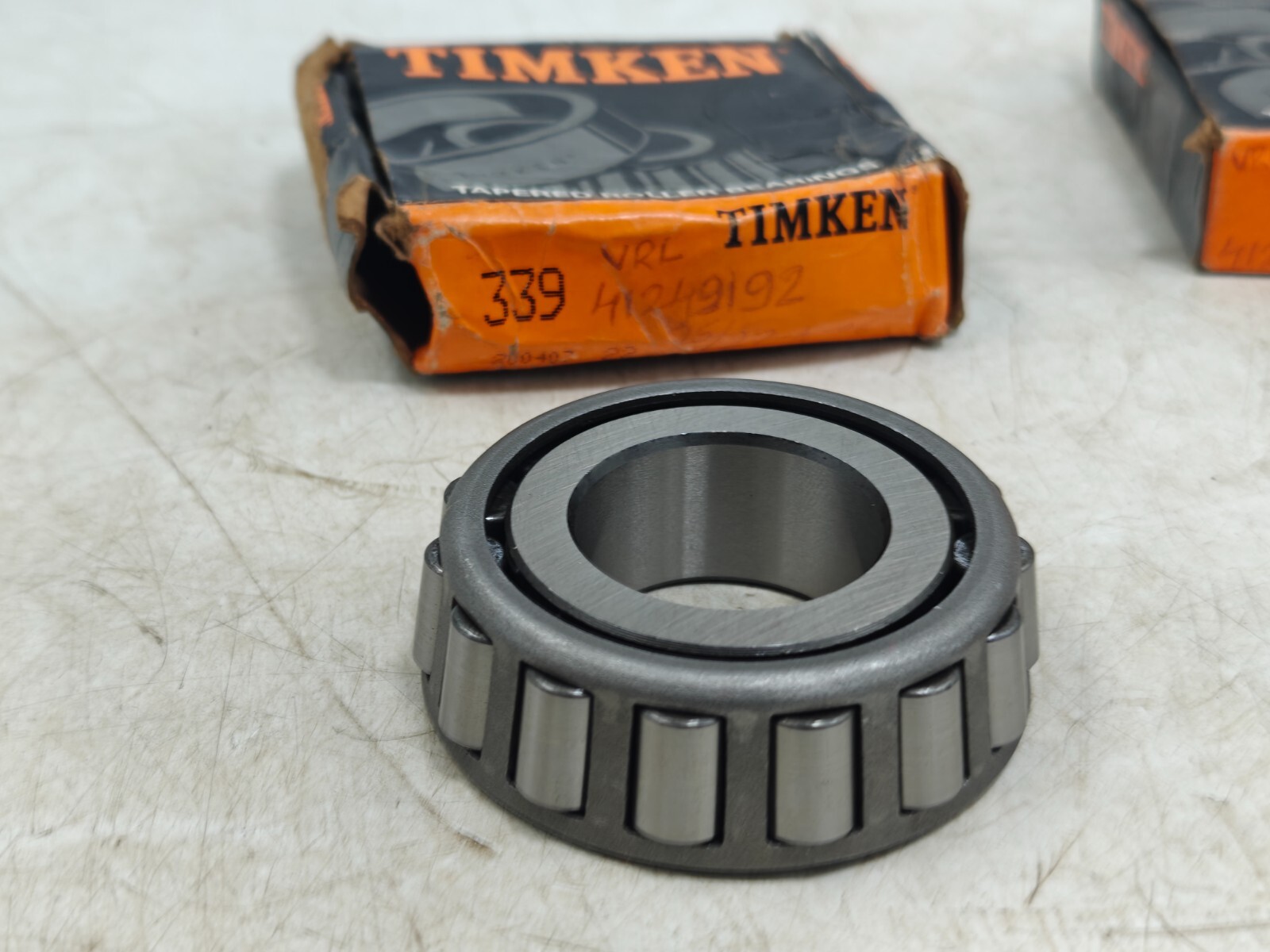 339/332 Timken Tapered Roller Bearing Cone&Cup Timken 339 – 332 USA 1.3780 in ID