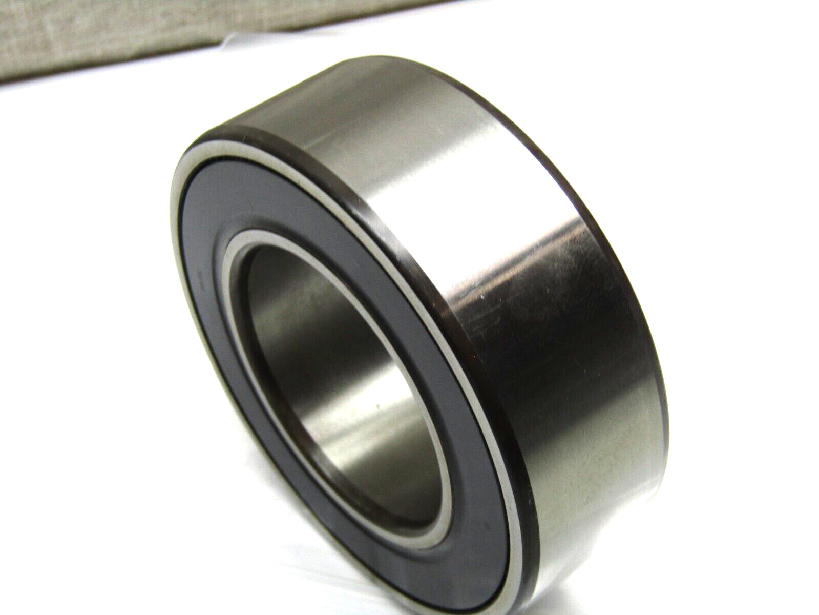 SKF 3210A-2RS1TN9/MT33 50mm X 90mm X 30.2mm Sealed Angular Contact Bearing