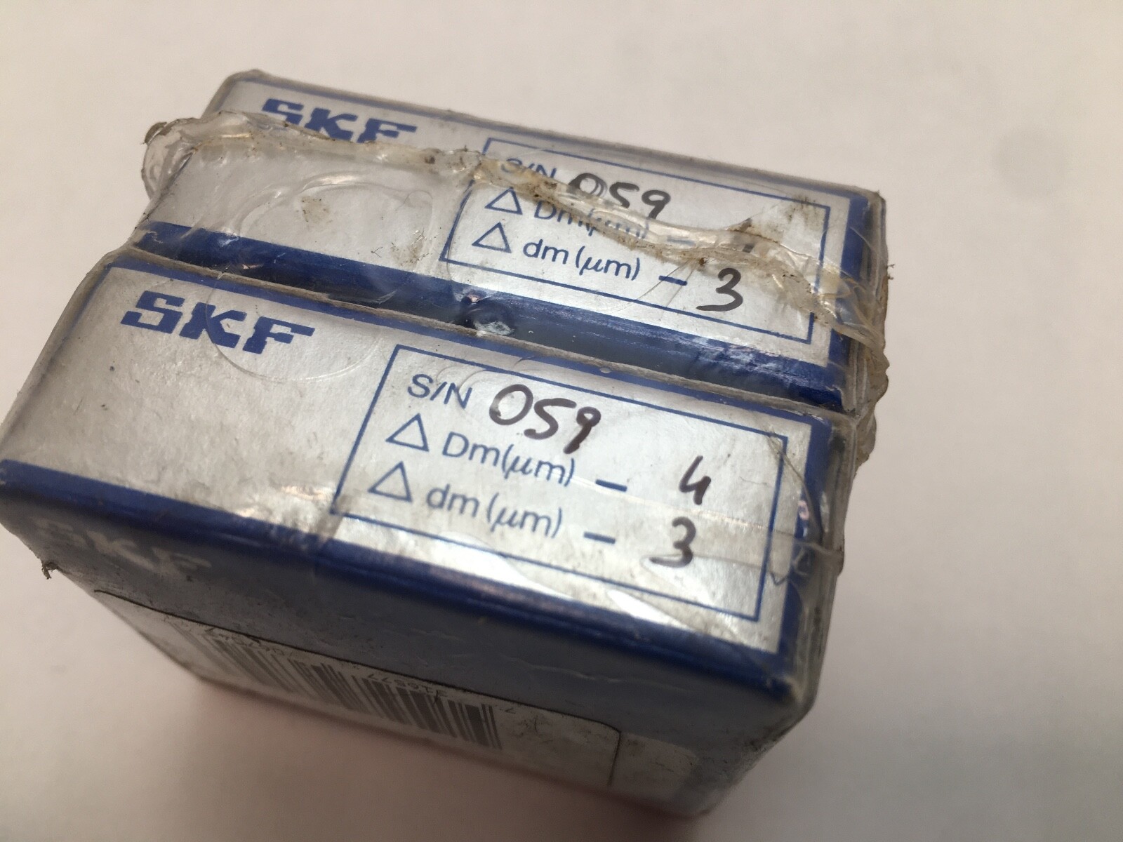SKF 7005-ACD/P4ADGA Angular Contact Bearing 25x47x12mm 7005ACDP4ADGA Italy 2 pcs
