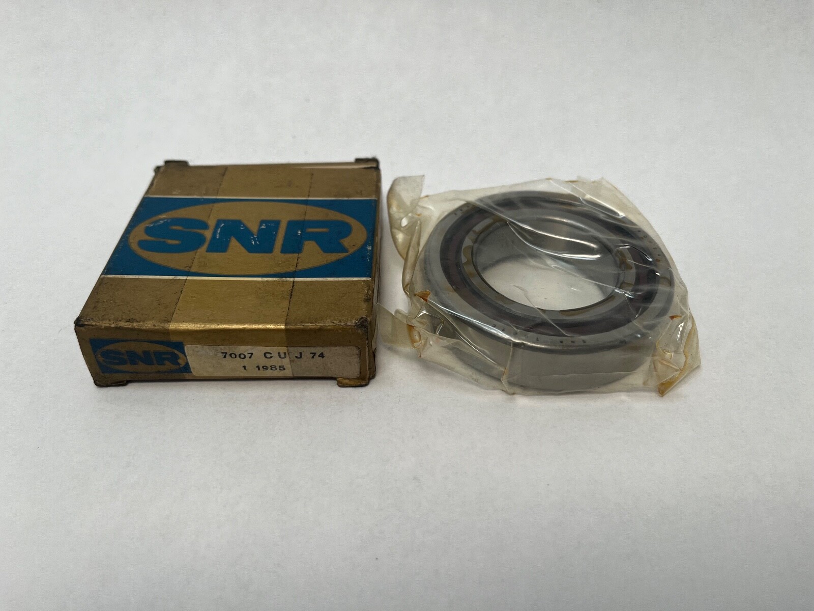 SNR 7007CUJ74 Bearing 35x62x14 mm 7007-C-T-SUL-P4 7007-C-U-J74 France