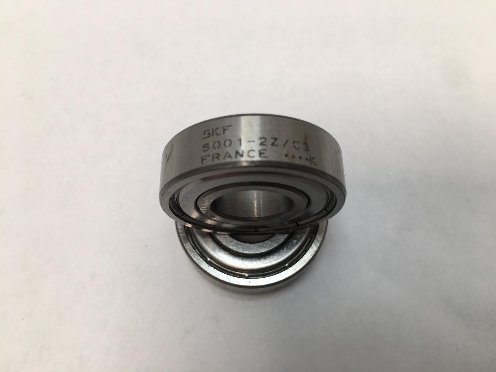2pcs SKF 6001-2Z/C3 Bearing Metal Seals 12x28x8mm 6001 2Z ZZ C3/JEM 6001Z France