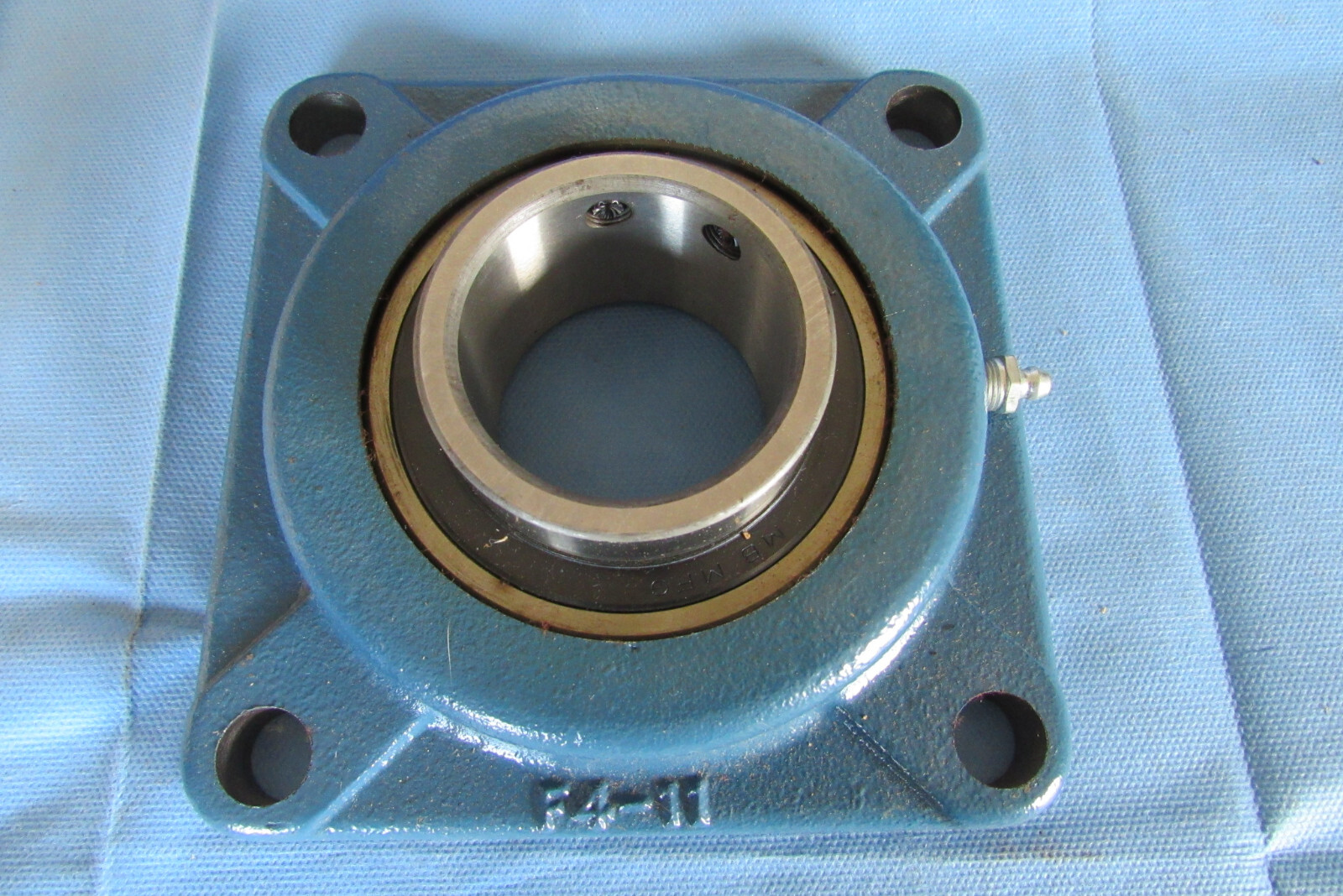NOS in Box MB Manufacturing Nyla-K FC4-25 2-3/16 FLANGE BLOCK Bearing USA