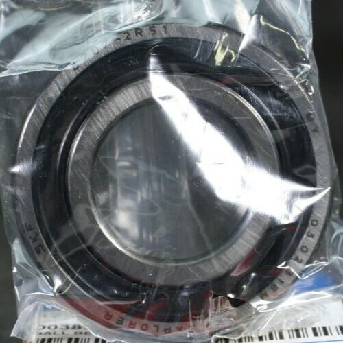 One (1) SKF 6207 2RS1 Deep Groove Bearing 35MM ID Malaysia NEW