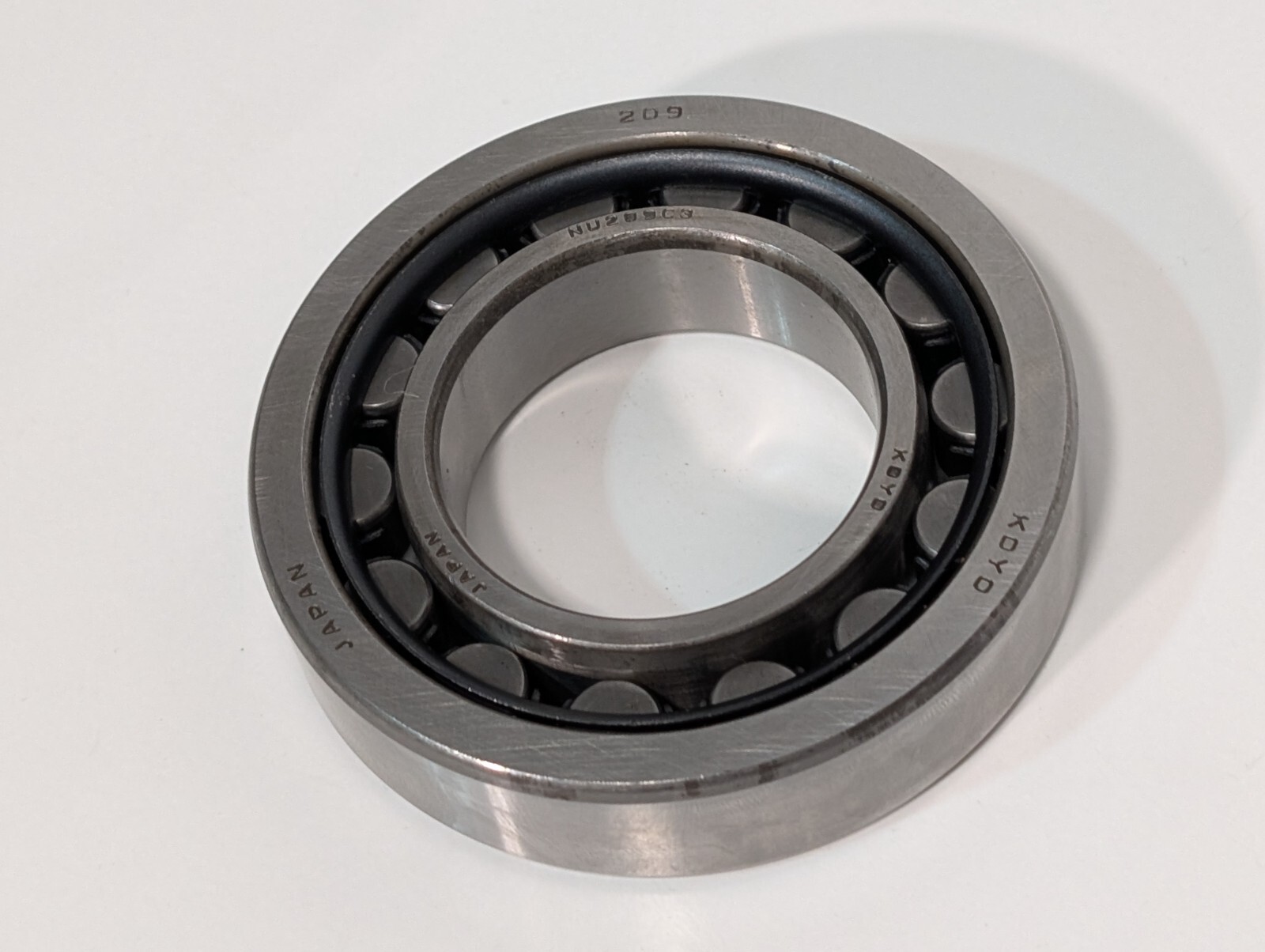 Koyo NU209C3 Cylindrical Roller Bearing, ID 45mm, OD 85mm, Width 19mm