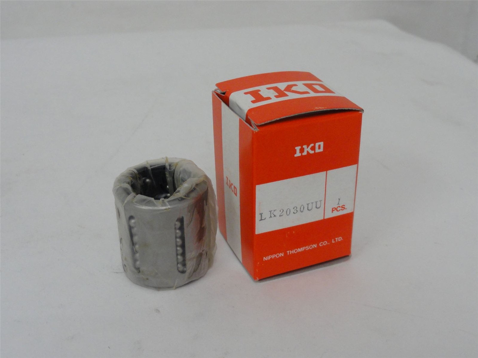 235578 New In Box; IKO LK2030UU Linear Bushing; 20x28x30mm