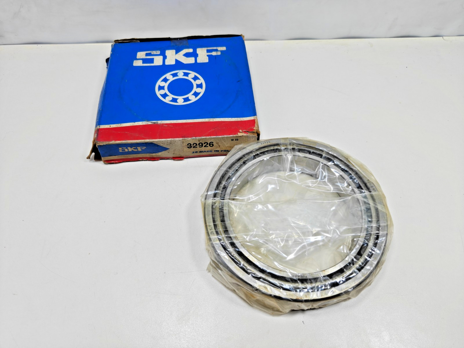 32926 SKF Tapered Roller Bearing Cone&Cup SKF 32926 Poland New 130x180x32mm