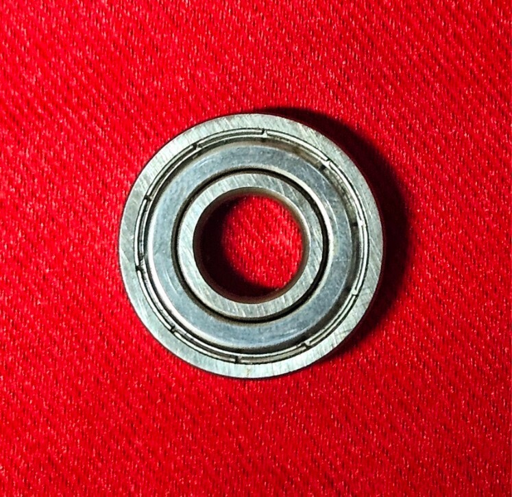 SKF 6000-2Z C3 Metal Shield Ball Bearing 10mm Bore, 26mm OD, 8mm W – NEW
