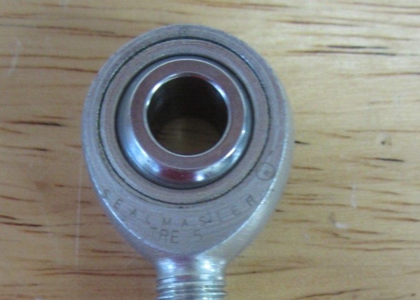 NEW Sealmaster Rod End TRE5 Bore Diameter 0.3125 in Shank Thread Size: 5/16-24