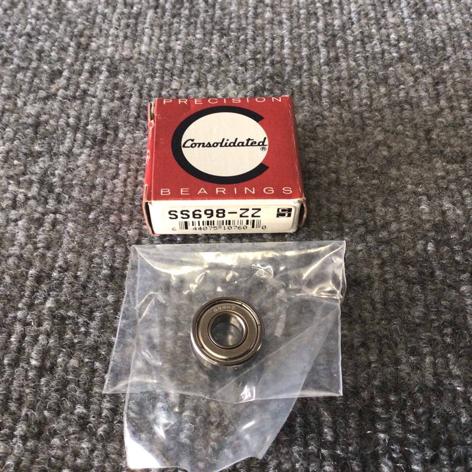 Lot Of 4 Consolidated Bearing SS698-ZZ SS698ZZ 8mm x 19mm x 6m Stainless steel