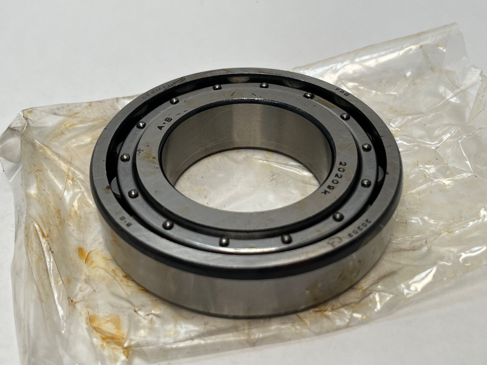 FAG 20209K.C3 Single Row Spherical Bearing 45x85x19 mm 20209-K-C3 Germany