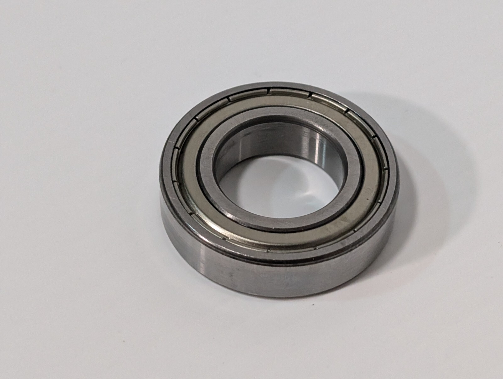 SKF 6005-2ZJEM Single Row Deep Groove Bearing, 25mm ID, 47mm OD, 12mm Wide