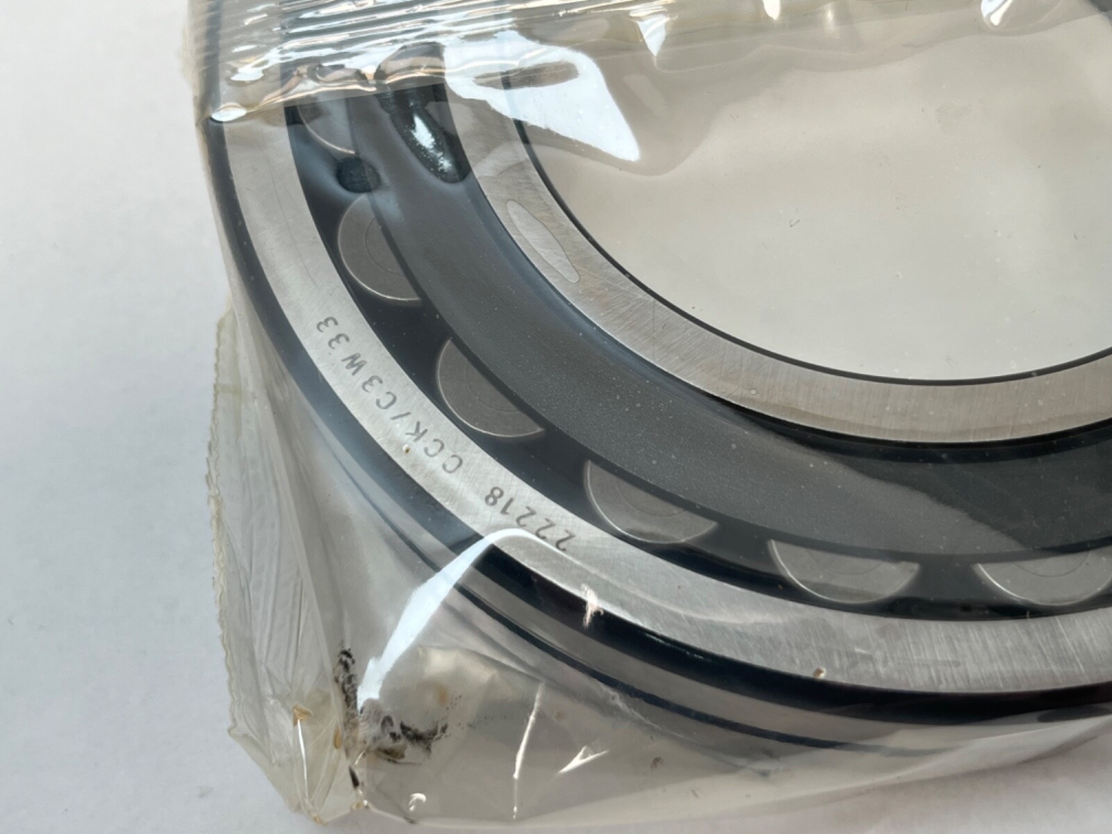 SKF 22218-CCK/C3W33 Spherical Roller Bearing 90x160x40 mm 22218-CC-K-C3-W33 USA