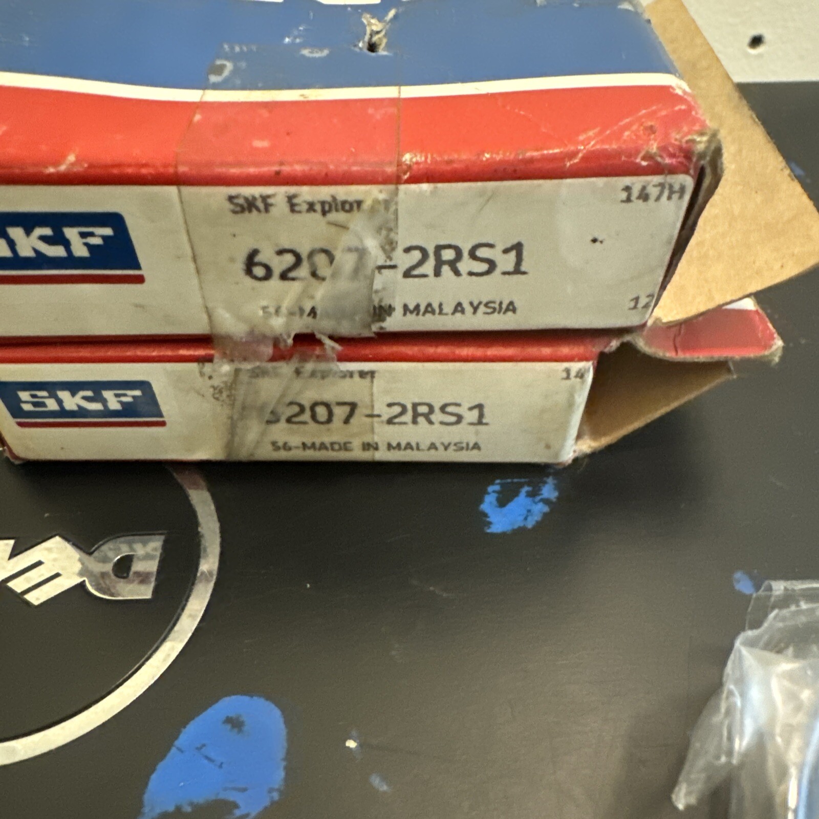 NEW 6207-2RS1 SKF Brand Rubber Seal Ball Bearing 35x72x17 6207 2RS 6207RS1