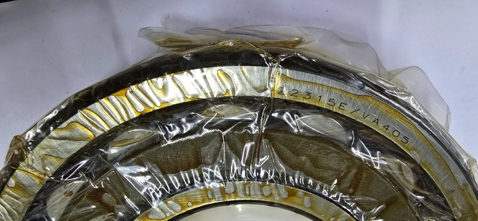 22315 E/VA405 SPHERICAL ROLLER BEARING NEW INDIA W33 22315E VA405 LOT OF 2pc