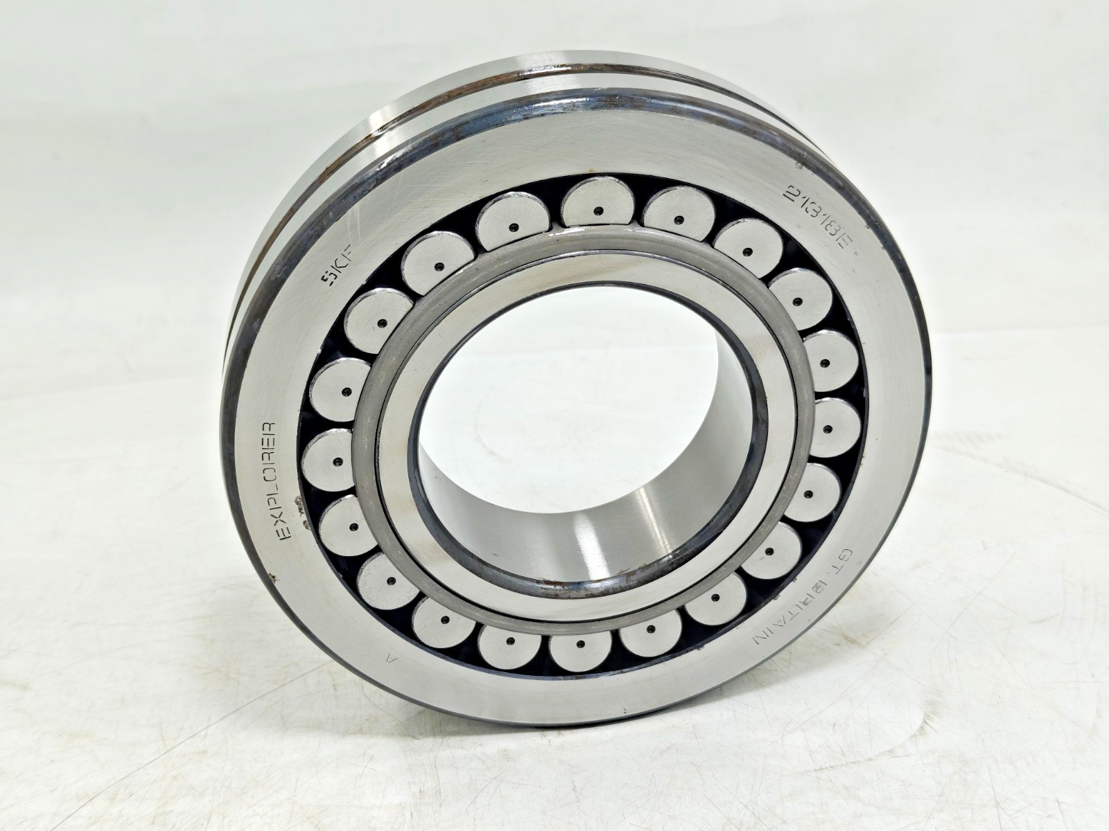 21318 E SKF Spherical Roller Bearing SKF 21318E Bearing 90x190x43 mm