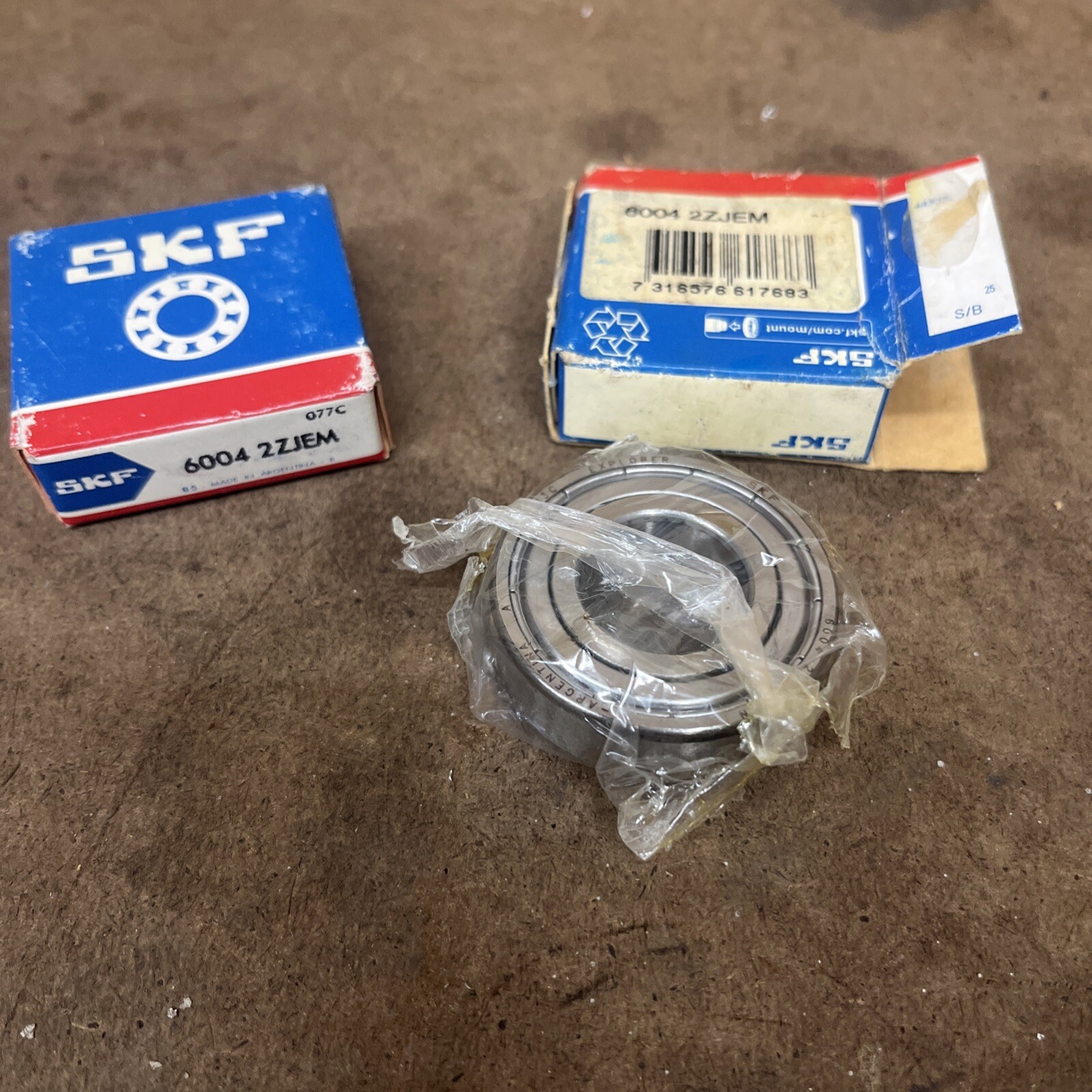 Qty. 2 SKF Model: 6004-2ZJEM-UE01 Deep Grove Bearings. New Old Stock