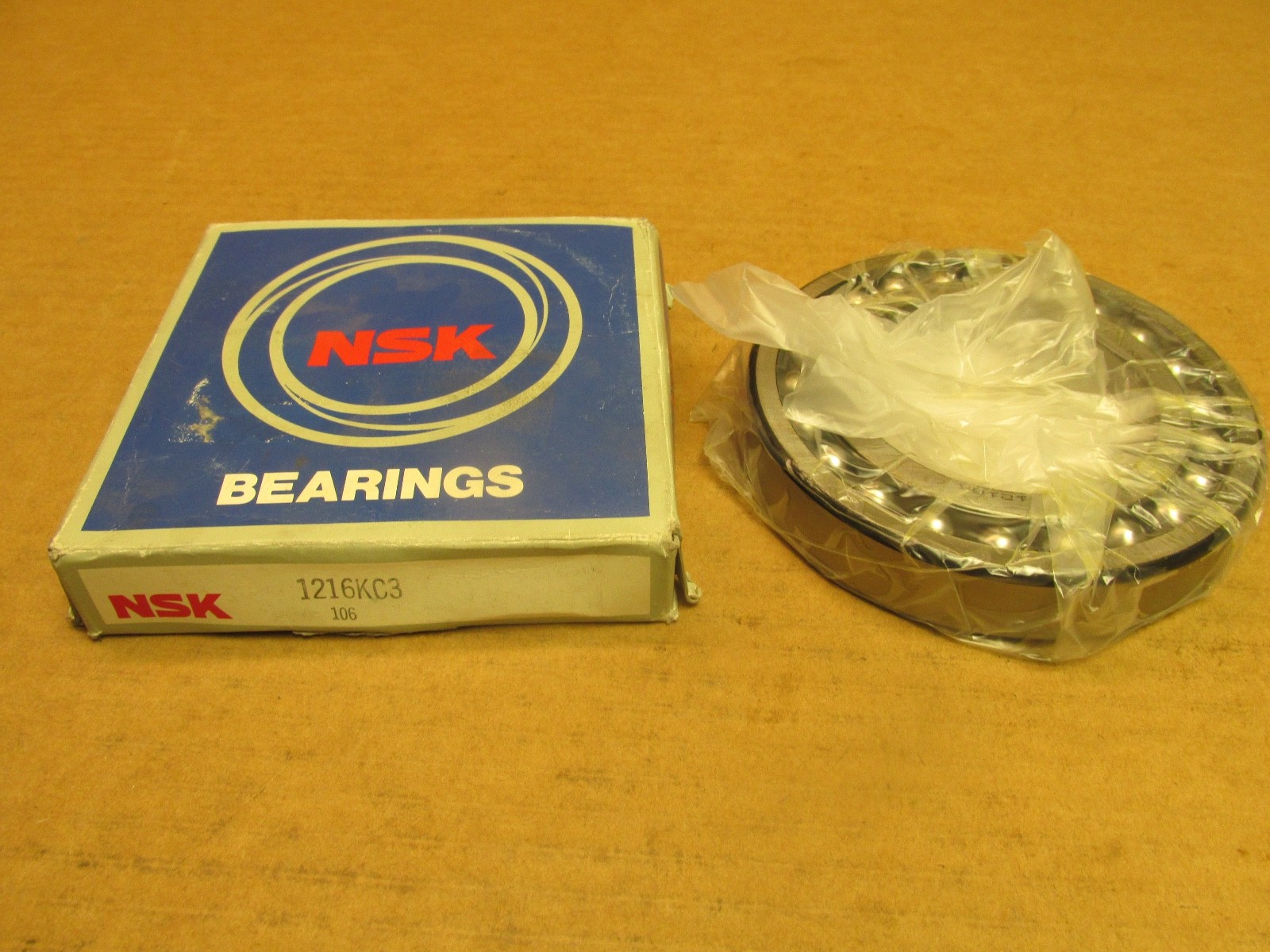 NSK 1216KC3 Self Aligning Bearing 80x140x26 mm 1216 K C3 1216K Japan