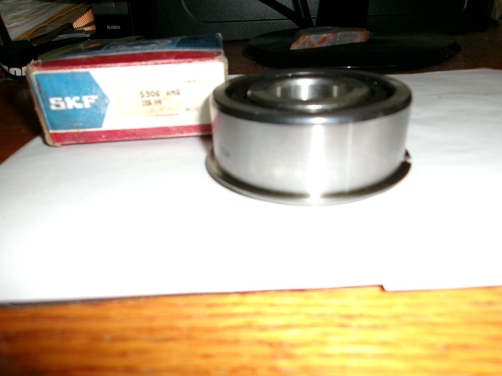 SKF 5306 ANR~~MADE IN USA~DOUBLE ROW ANGULAR CONTACT BALL BEARING WITH SNAP RING