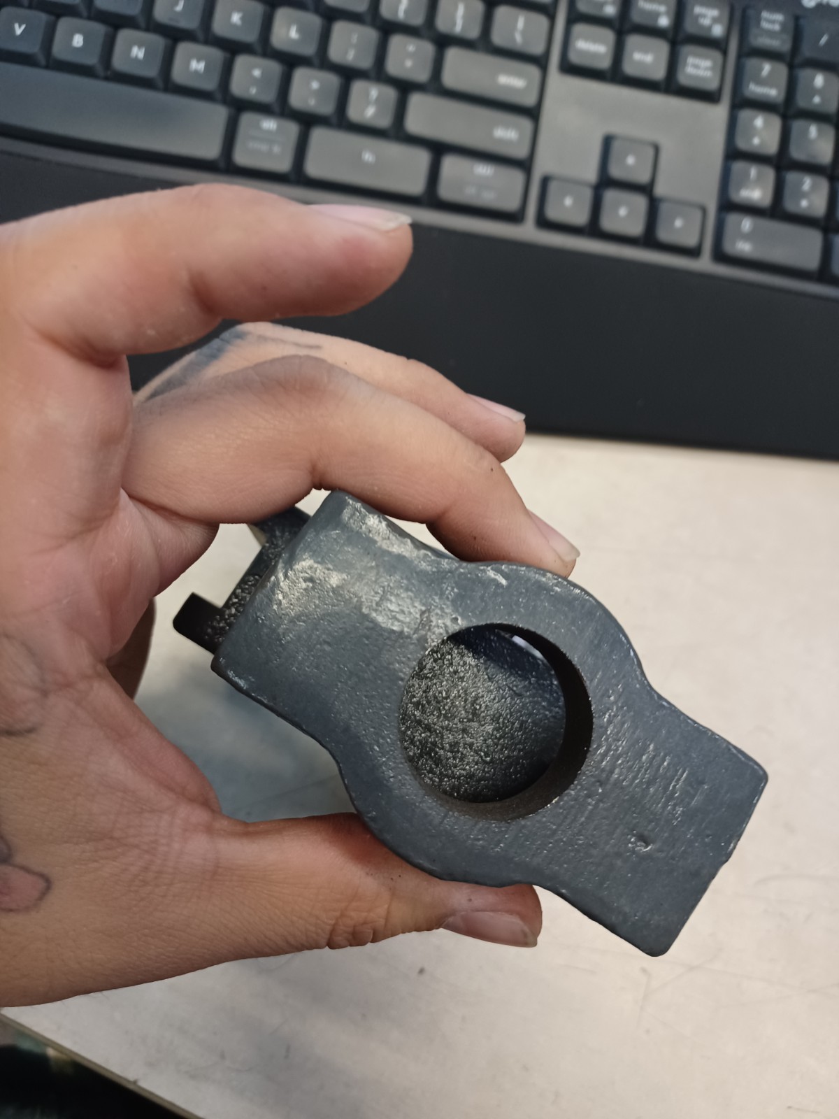 UC209-27 – Take-Up Housing Ball Bearing Unit, Insert Bearing PEER